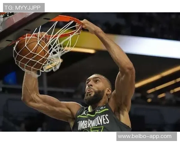 内线巨兽戈贝尔表现出色投篮罚球双双命中助球队争夺胜利