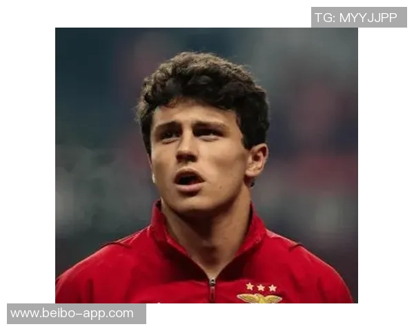 巴黎总监坎波斯透露将引进外租球员提升卫星俱乐部实力